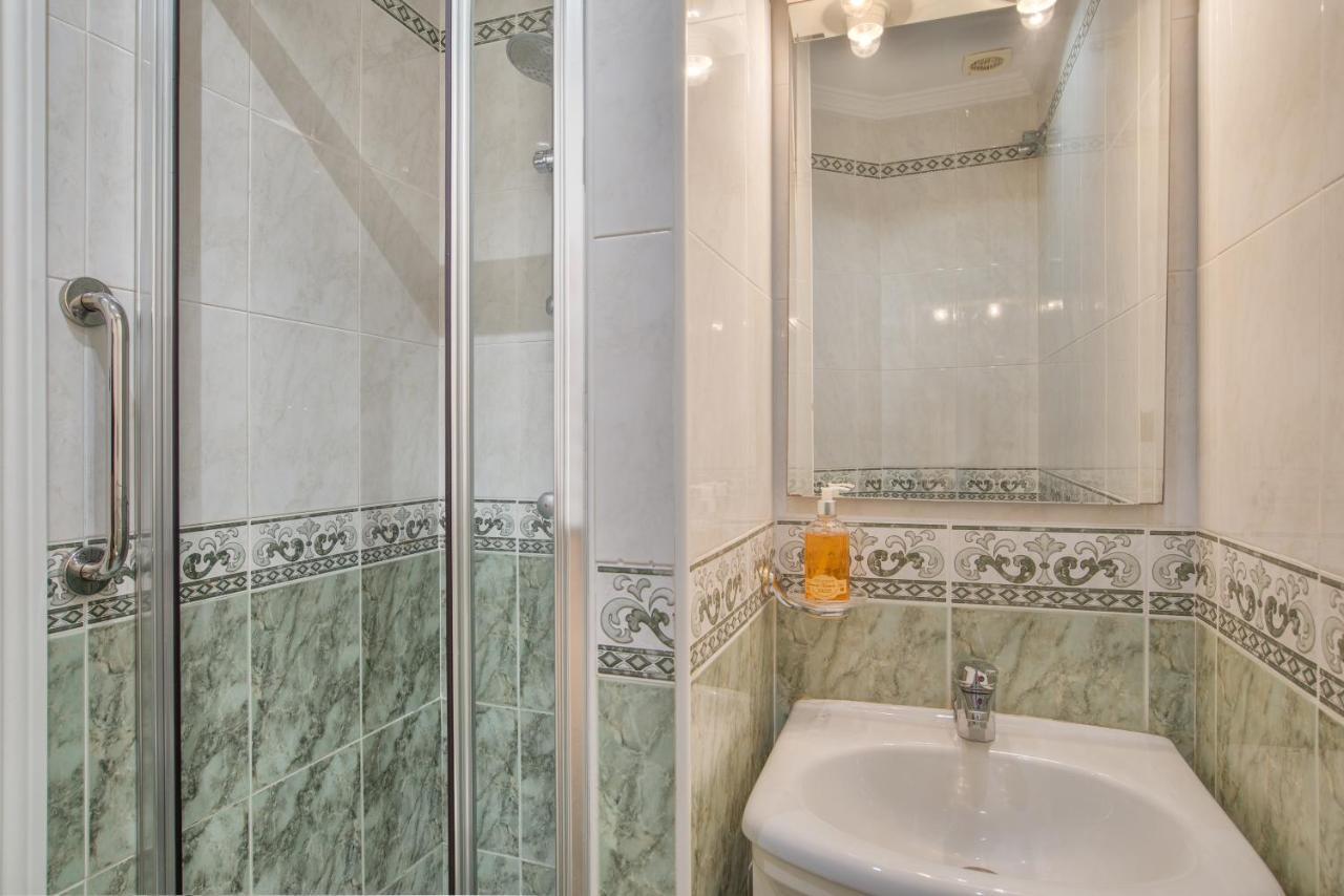 Apartamento De Sue - Parking Incluido! 托雷莫利诺斯 外观 照片