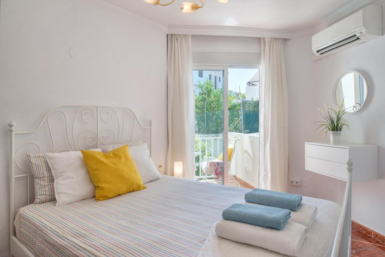 Apartamento De Sue - Parking Incluido! 托雷莫利诺斯 外观 照片